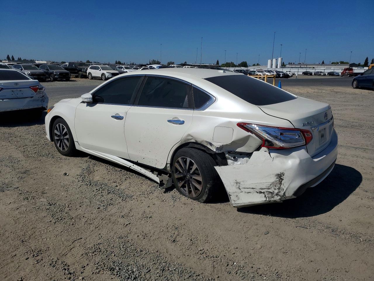 2017 NISSAN ALTIMA 2.5 SL — снимка 2