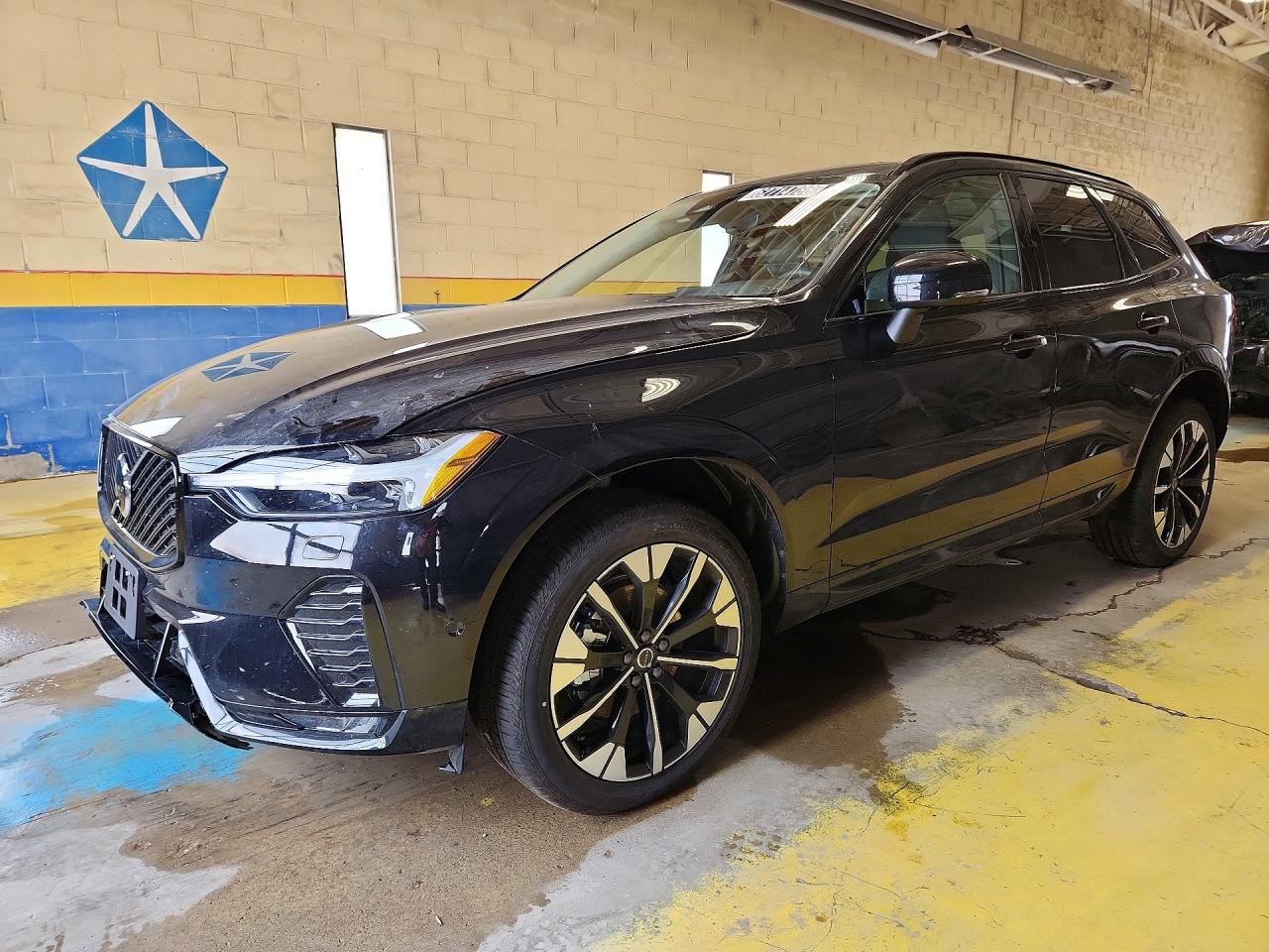 2026 VOLVO XC60 PLUS