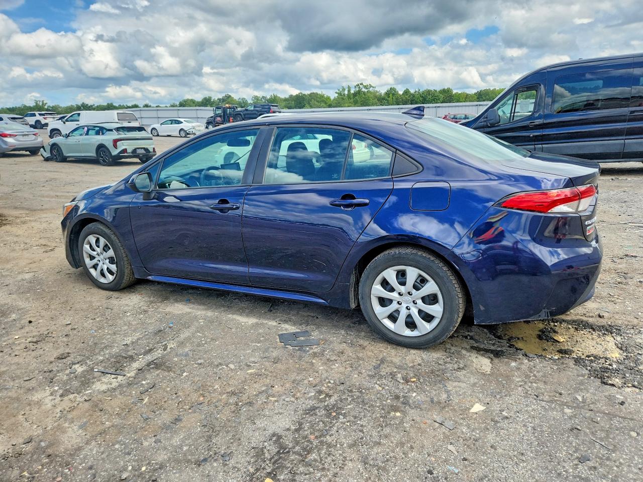 2021 TOYOTA COROLLA LE — снимка 2