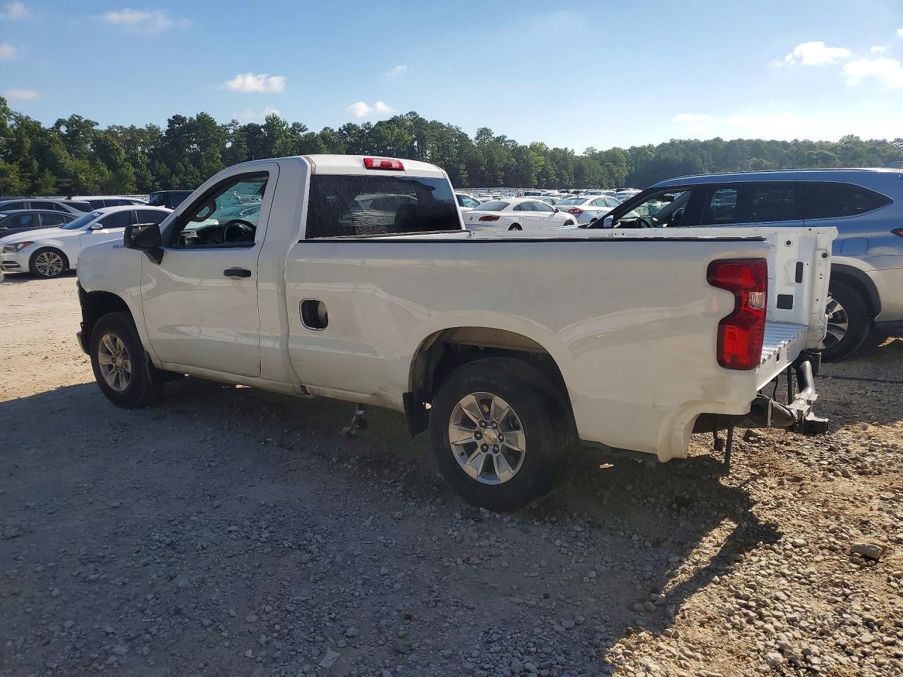 2026 CHEVROLET SILVERADO C1500 — снимка 2
