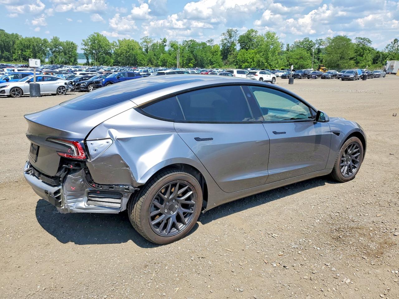 2025 TESLA MODEL 3 — снимка 3