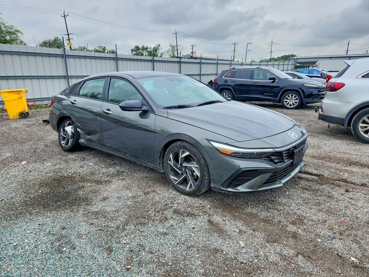 2025 HYUNDAI ELANTRA SEL SPORT — снимка 4