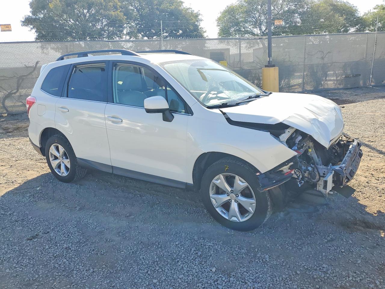 2016 SUBARU FORESTER 2.5I LIMITED — снимка 4