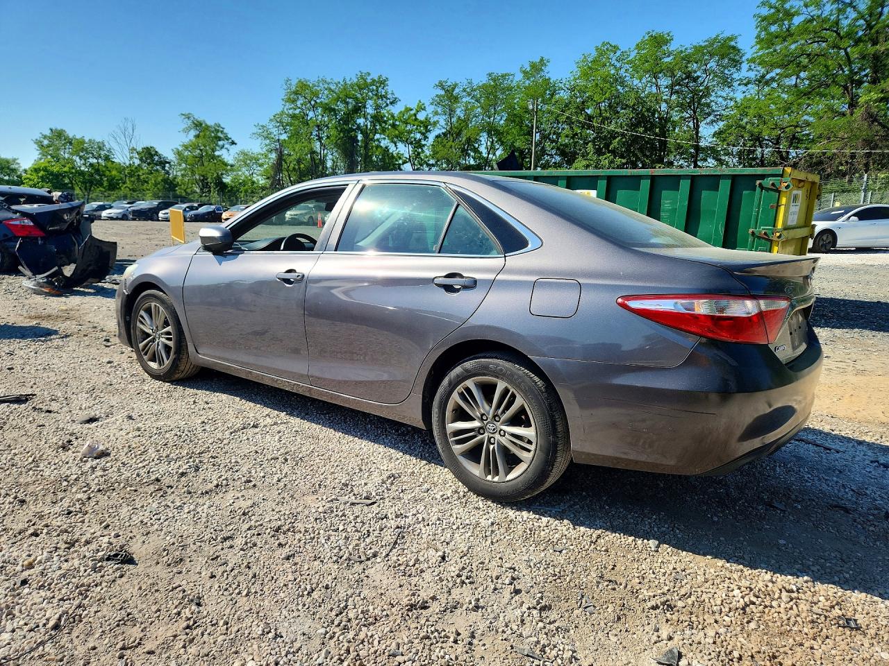 2016 TOYOTA CAMRY SE — снимка 2