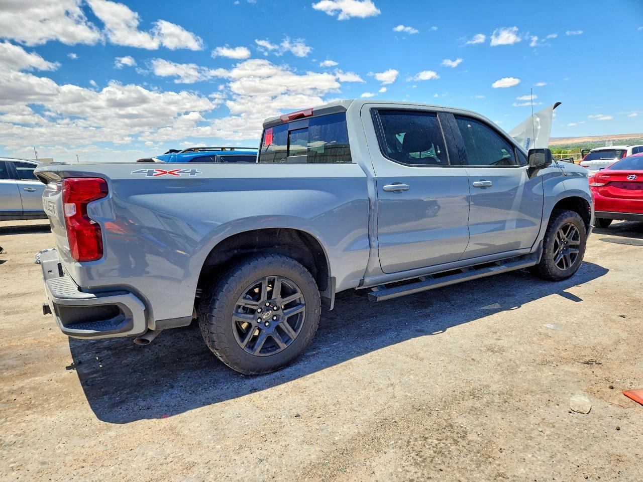 2025 CHEVROLET SILVERADO K1500 RST — снимка 3