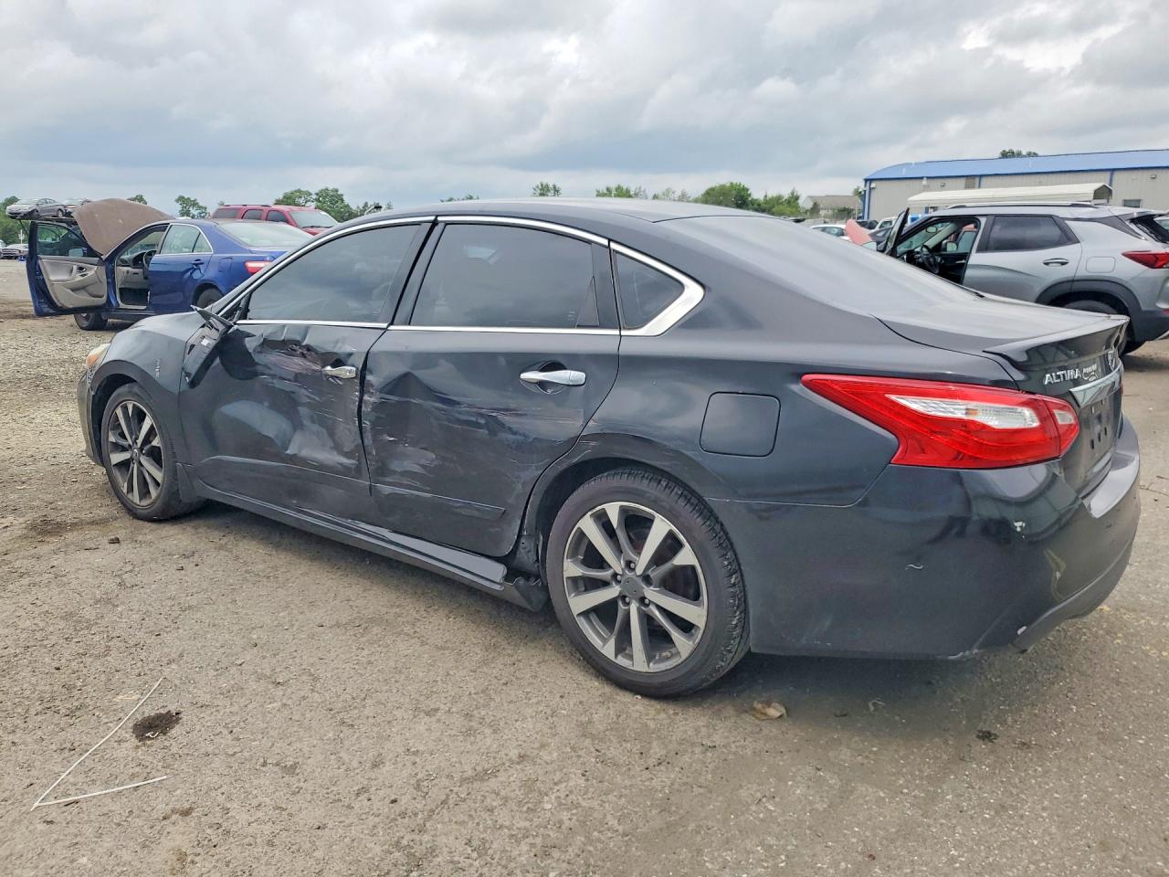 2016 NISSAN ALTIMA 2.5 SR — снимка 2