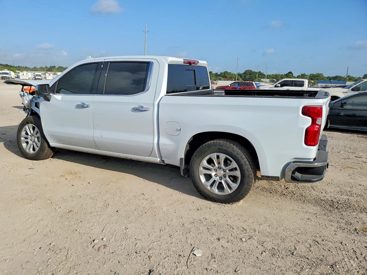 2026 CHEVROLET SILVERADO K1500 LTZ — снимка 2