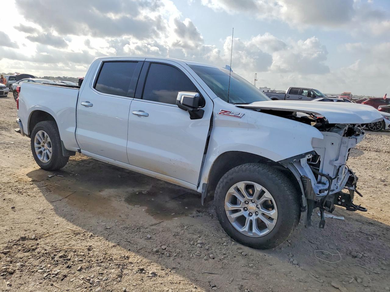 2026 CHEVROLET SILVERADO K1500 LTZ — снимка 4