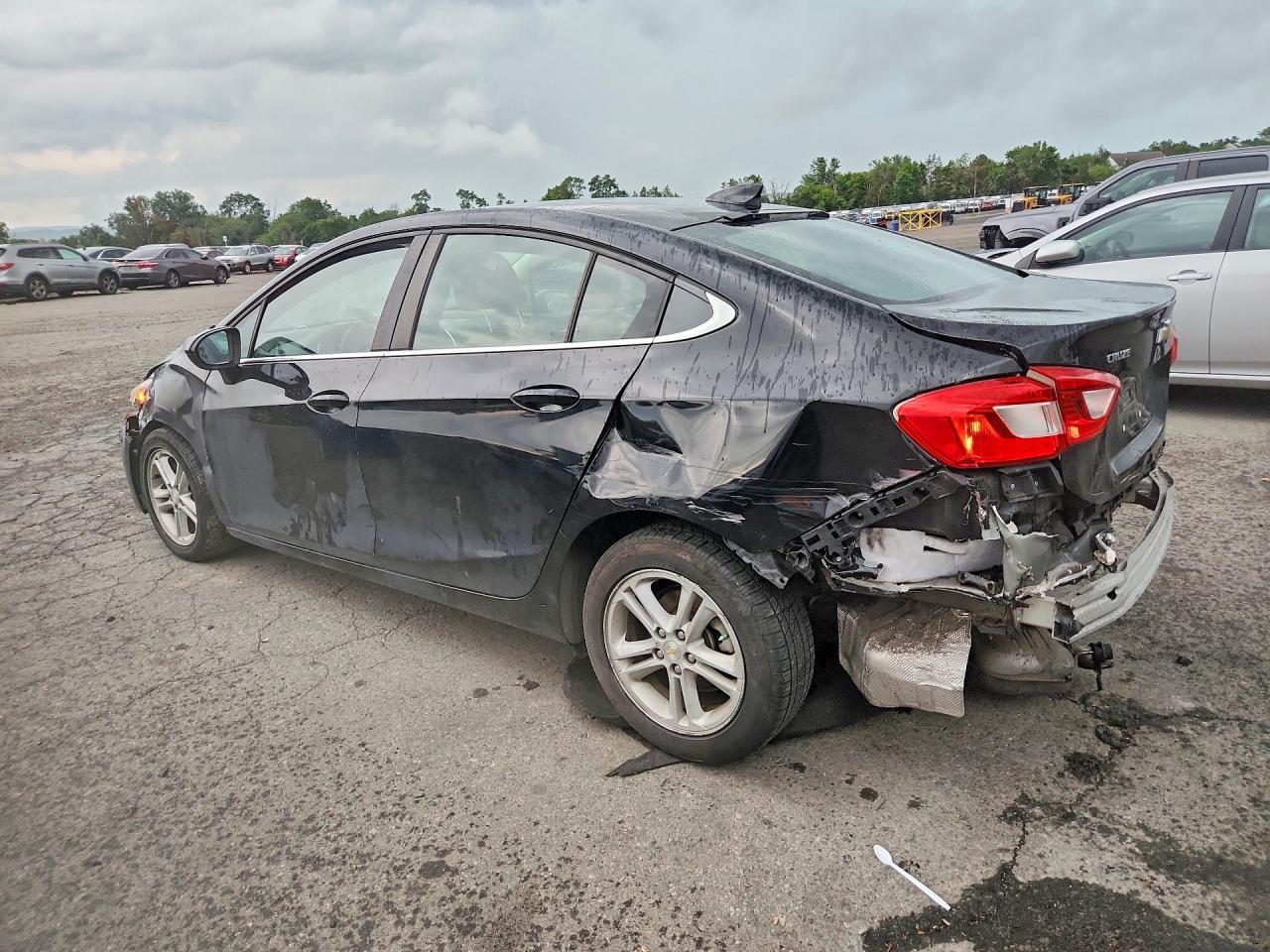 2017 CHEVROLET CRUZE LT — снимка 2