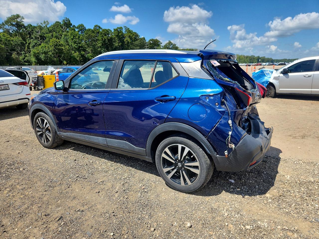 2019 NISSAN KICKS SV — снимка 2