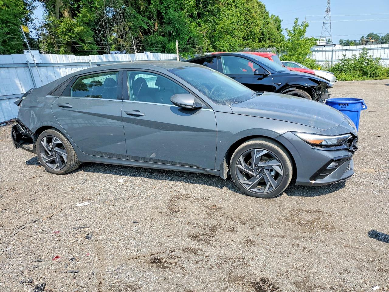 2025 HYUNDAI ELANTRA LIMITED — снимка 4