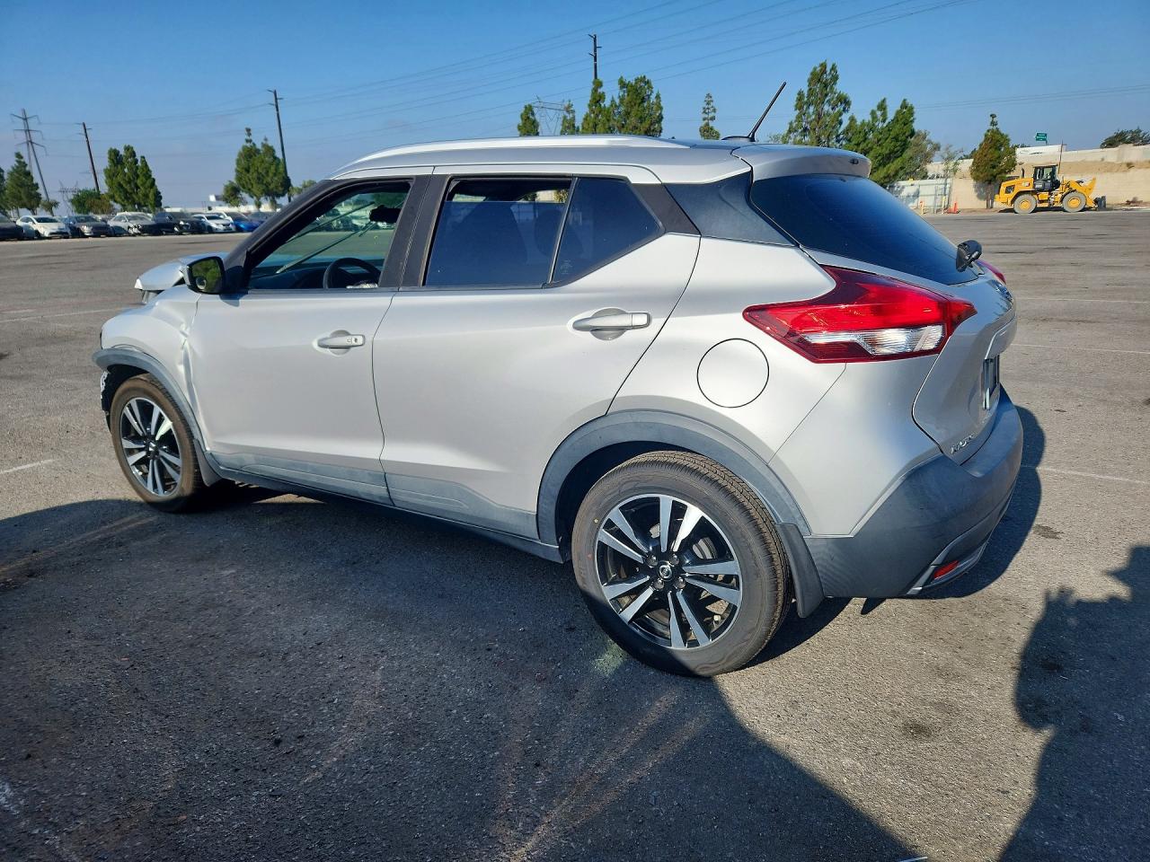 2019 NISSAN KICKS SV — снимка 2