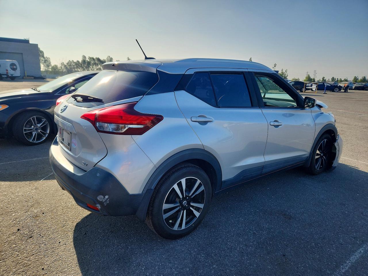 2019 NISSAN KICKS SV — снимка 3