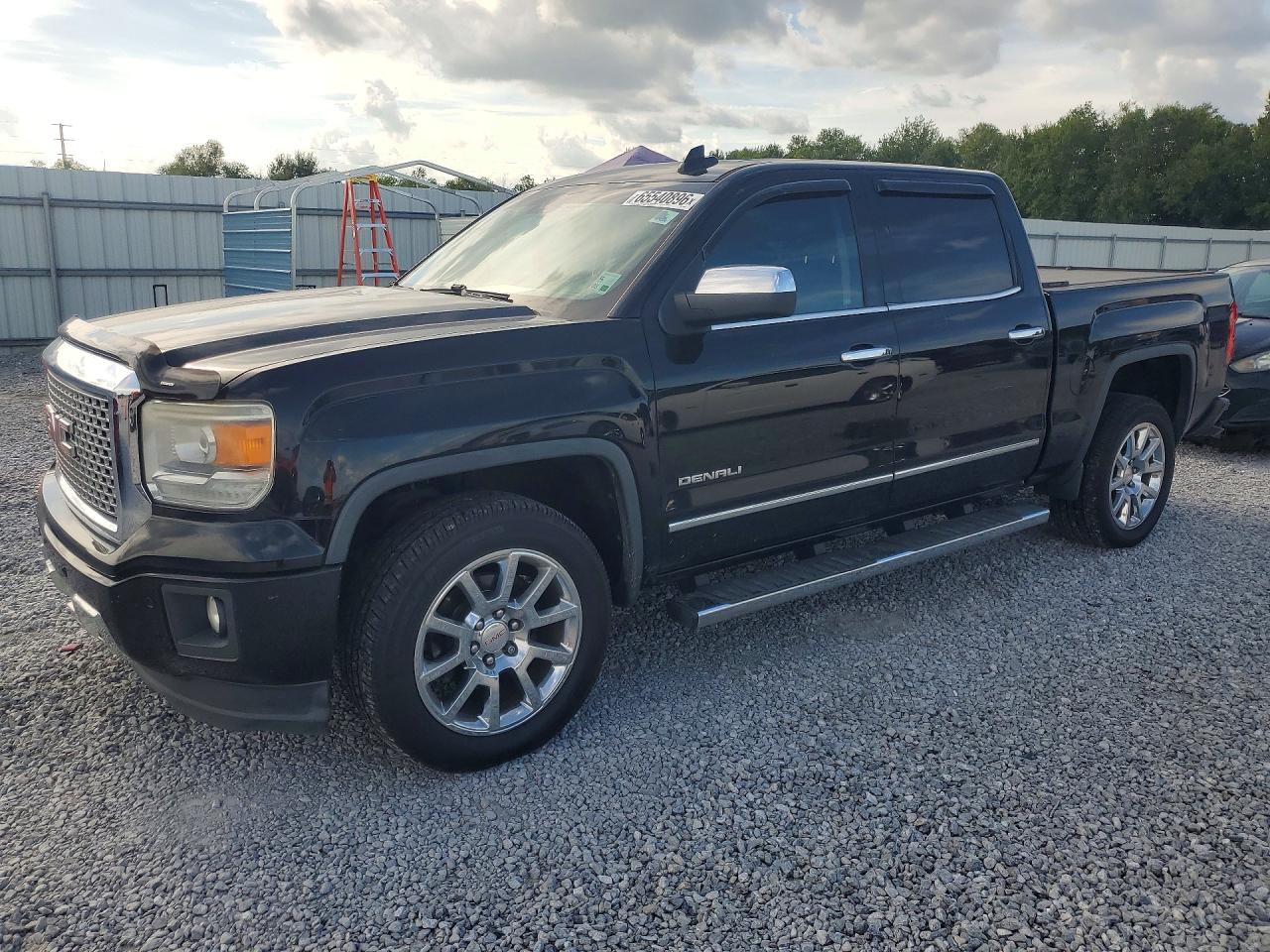 2015 GMC SIERRA C1500 DENALI