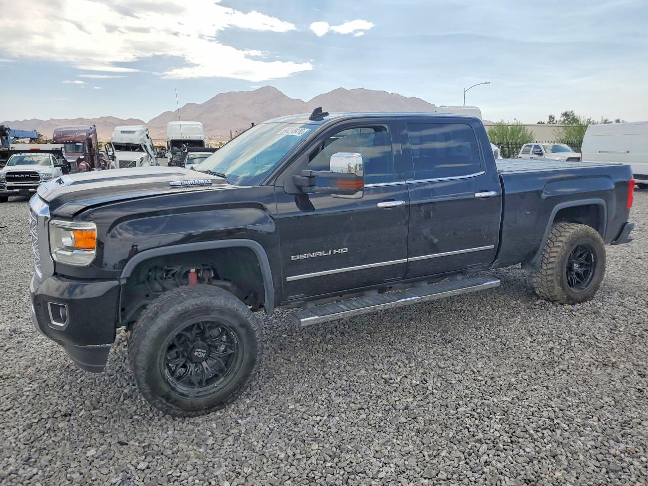 2018 GMC SIERRA K2500 DENALI