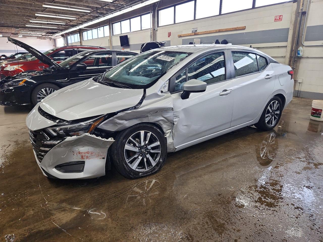 2025 NISSAN VERSA SV