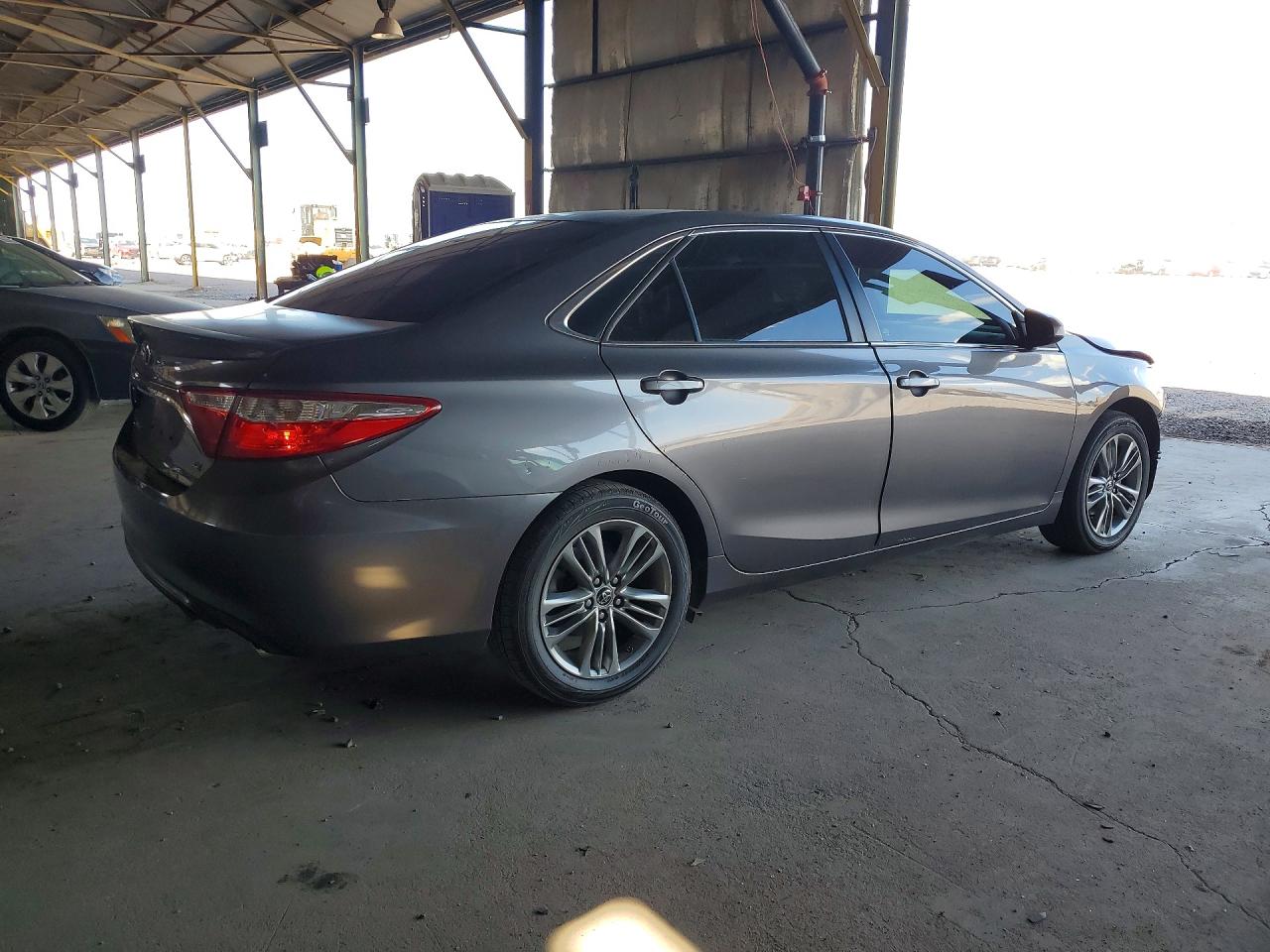 2015 TOYOTA CAMRY SE — снимка 3