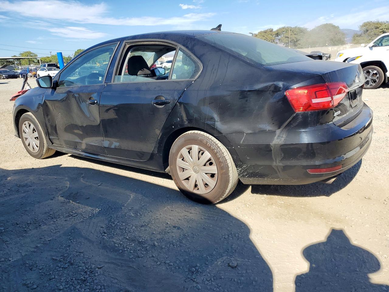 2015 VOLKSWAGEN JETTA BASE — снимка 2