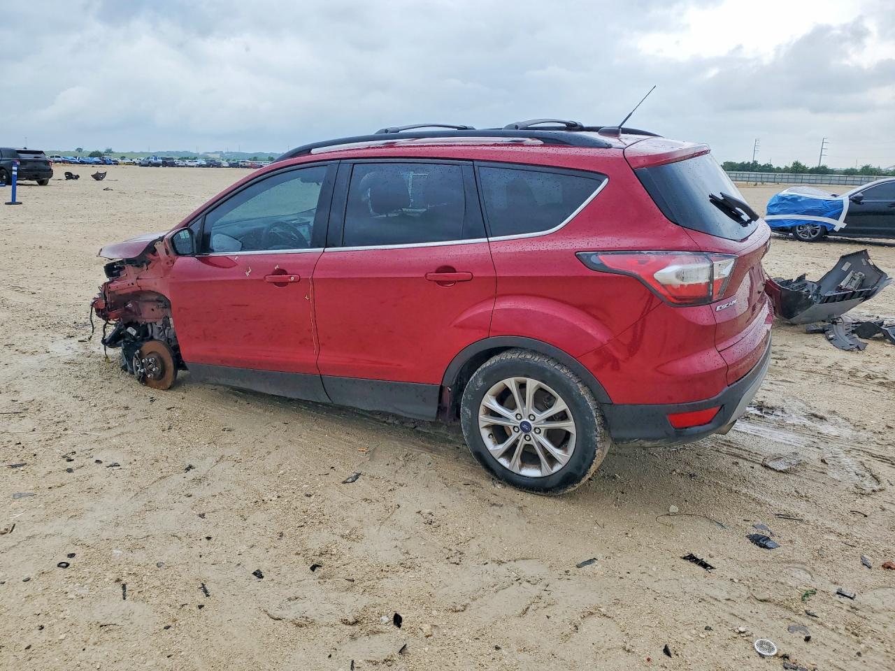 2017 FORD ESCAPE SE — снимка 2