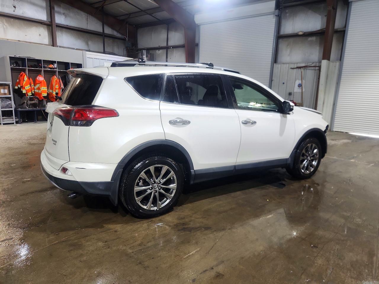 2018 TOYOTA RAV4 LIMITED — снимка 3