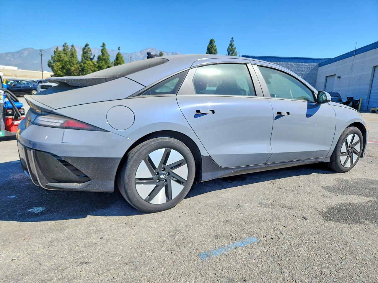 2025 HYUNDAI IONIQ 6 SE — снимка 3