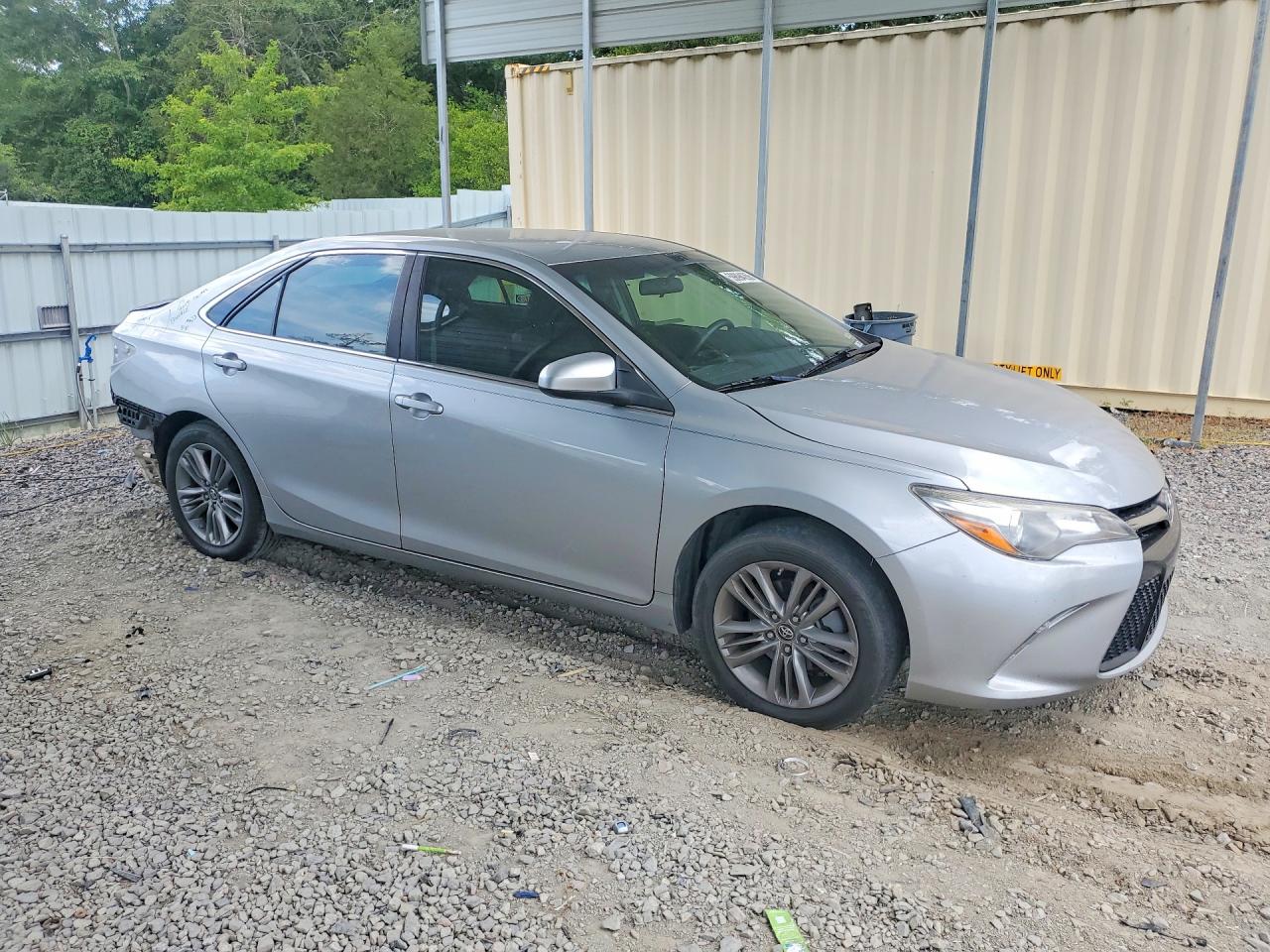 2017 TOYOTA CAMRY SE — снимка 4