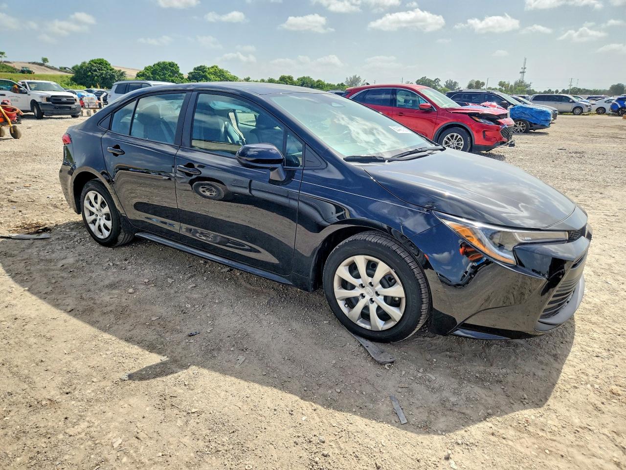 2026 TOYOTA COROLLA LE — снимка 4