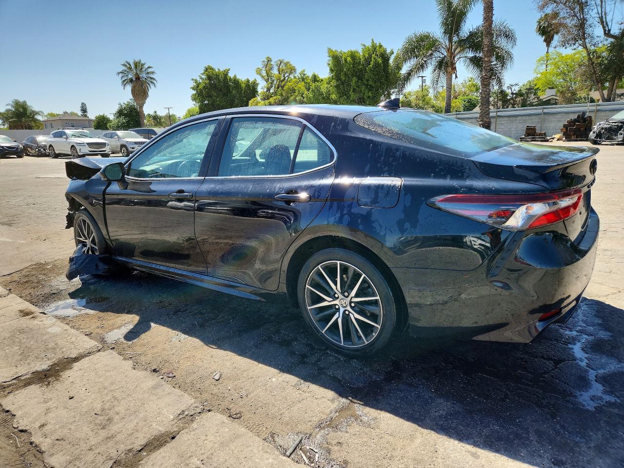 2023 TOYOTA CAMRY SE — снимка 2