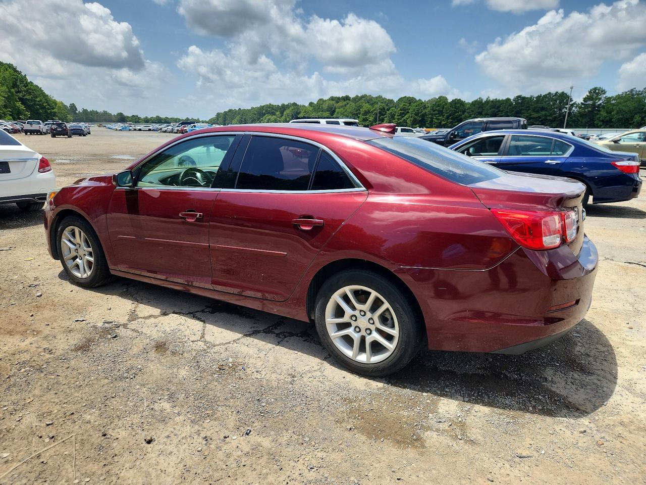 2015 CHEVROLET MALIBU 1LT — снимка 2