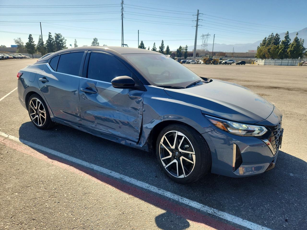 2025 NISSAN SENTRA SR — снимка 4