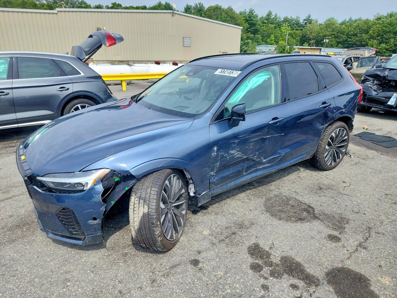 2026 VOLVO XC60 ULTRA