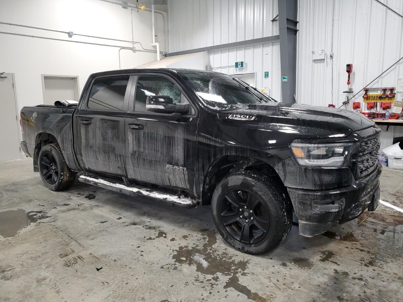 2022 RAM 1500 SPORT — снимка 4