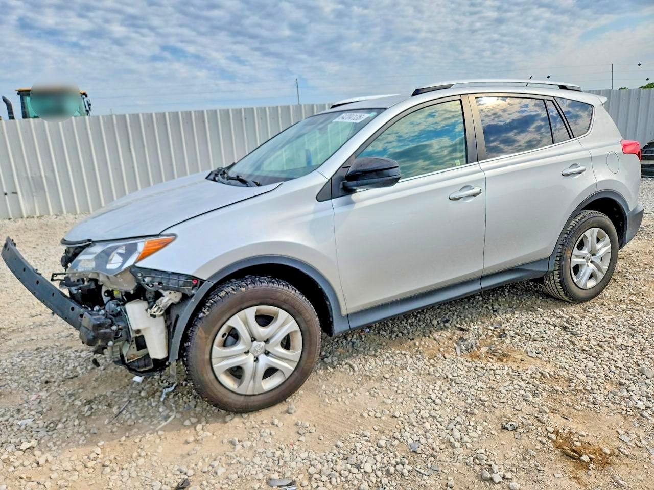2015 TOYOTA RAV4 LE