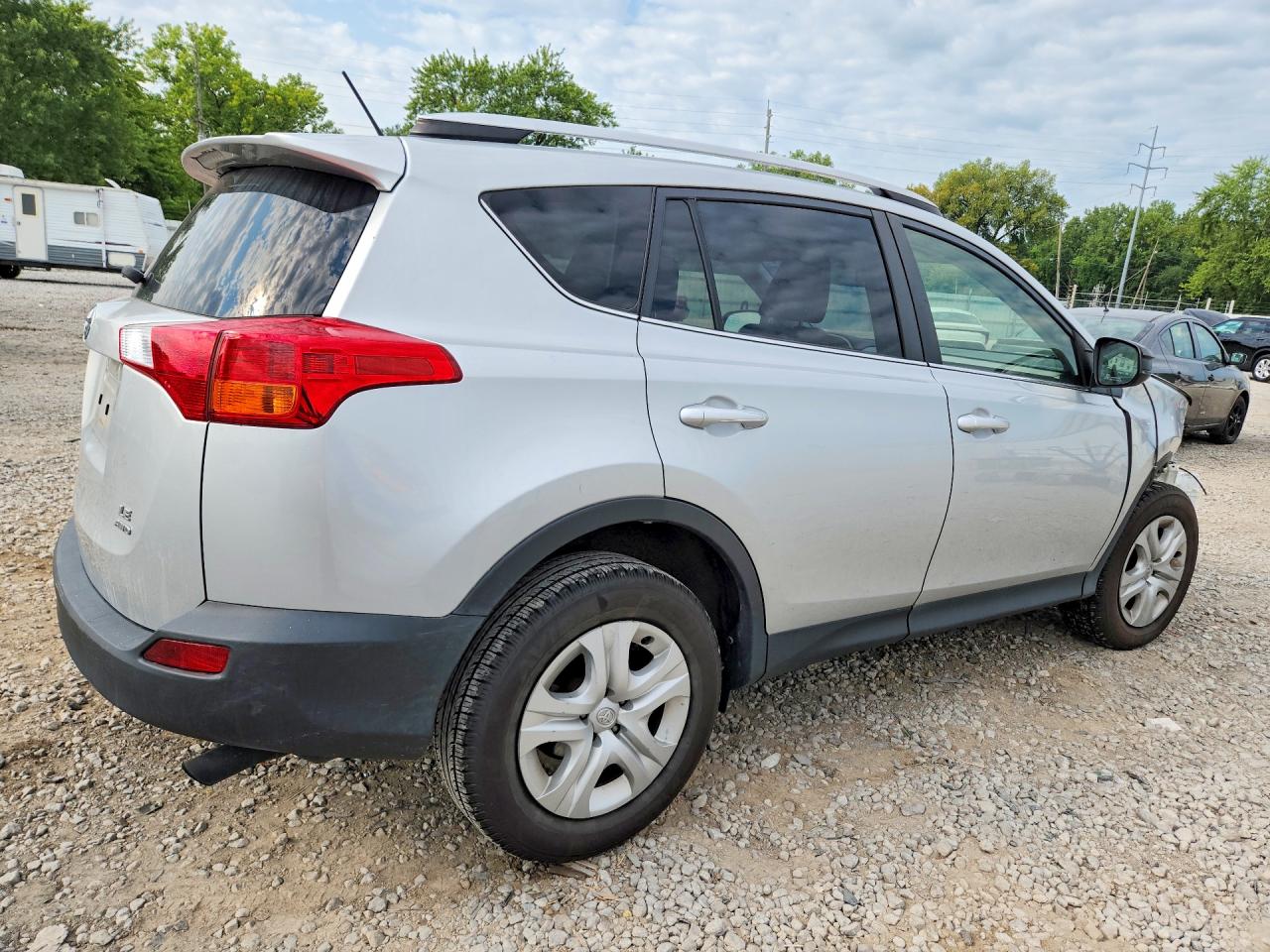 2015 TOYOTA RAV4 LE — снимка 3