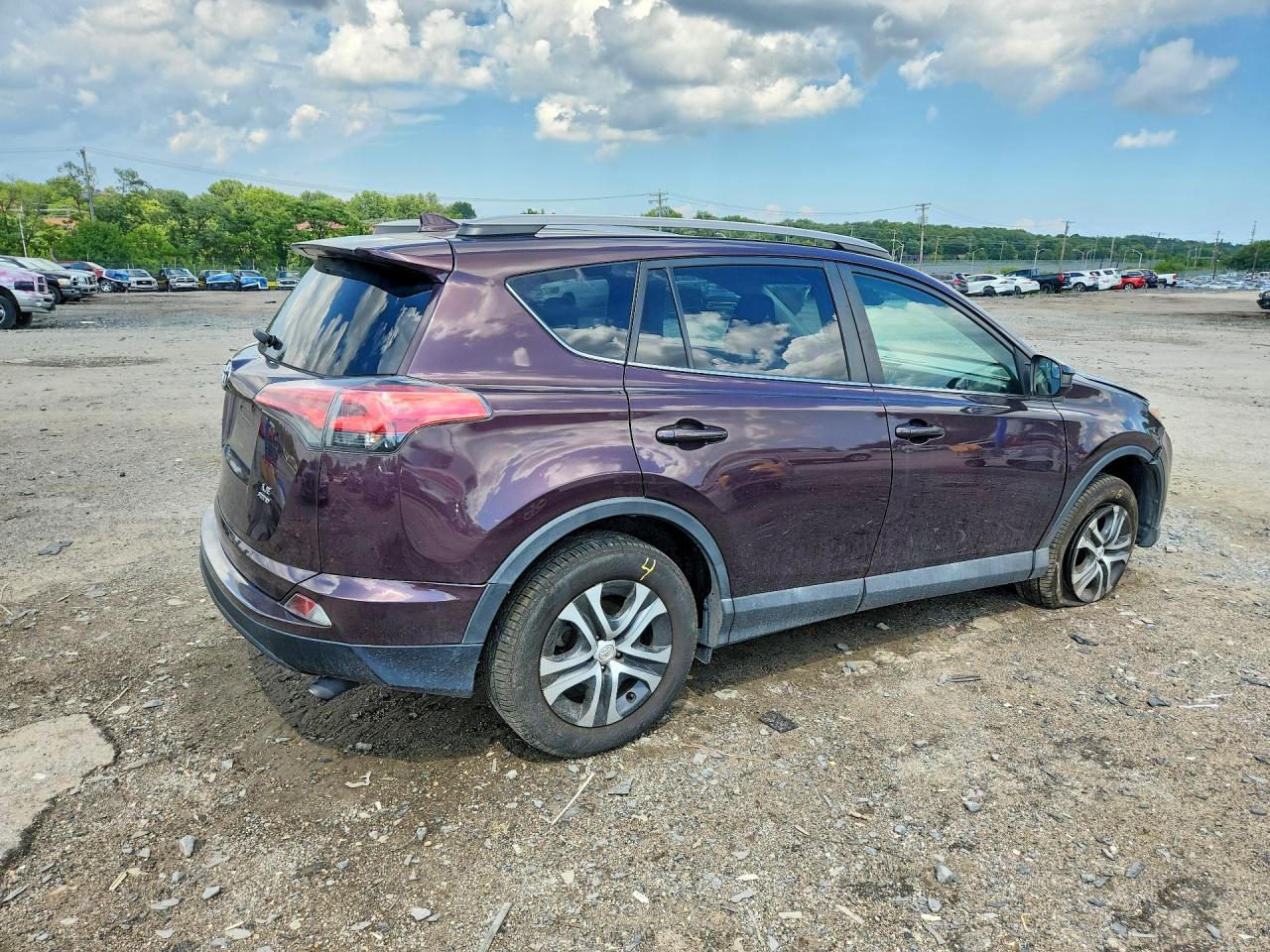 2017 TOYOTA RAV4 LE — снимка 3