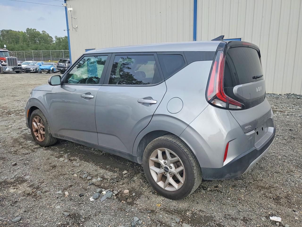 2023 KIA SOUL LX — снимка 2