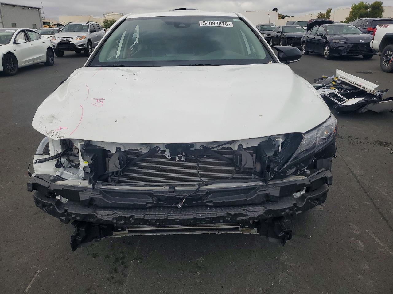 2024 TOYOTA CAMRY SE NIGHTSHADE — снимка 5