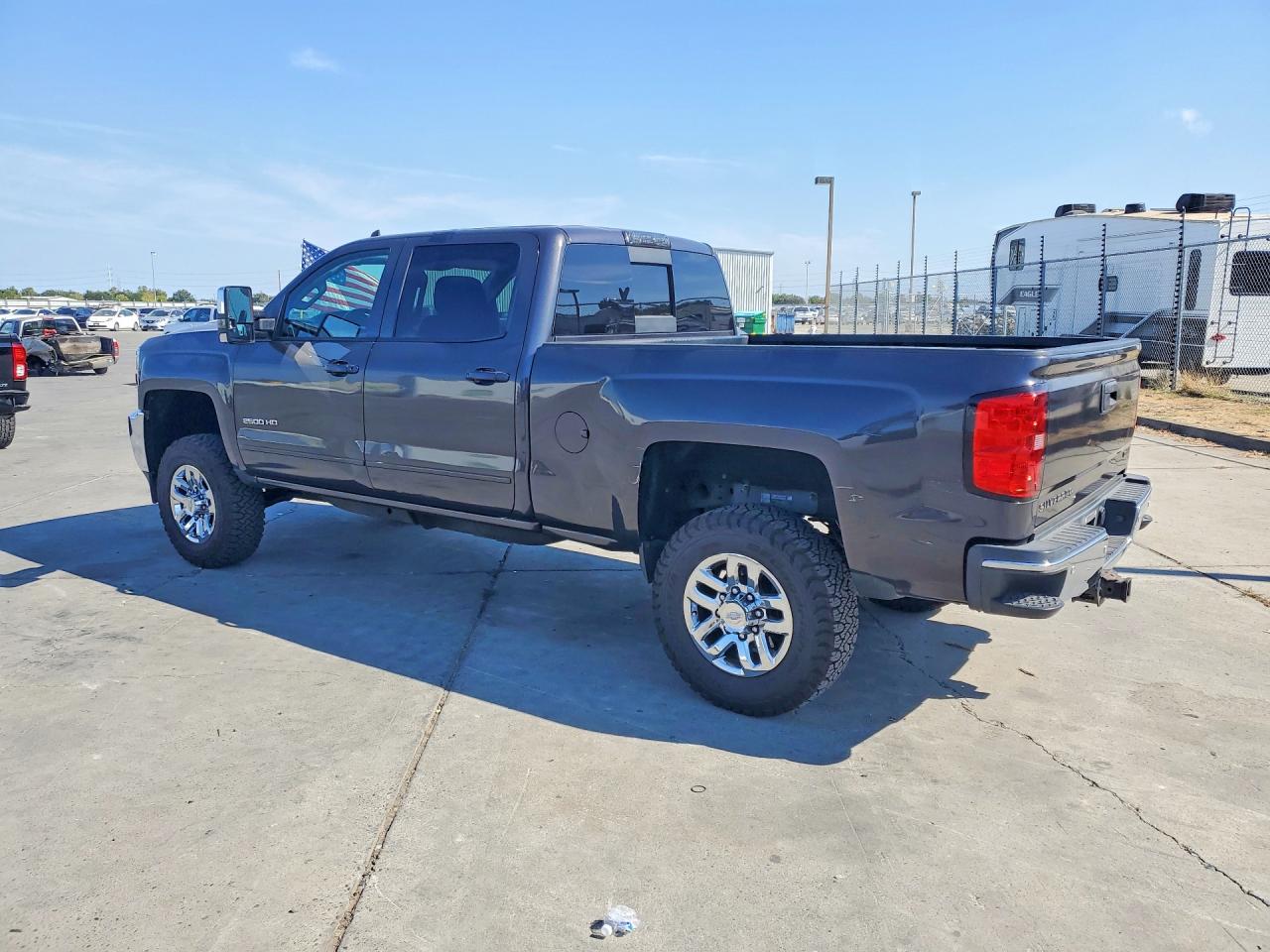 2015 CHEVROLET SILVERADO C2500 HEAVY DUTY LT — снимка 2
