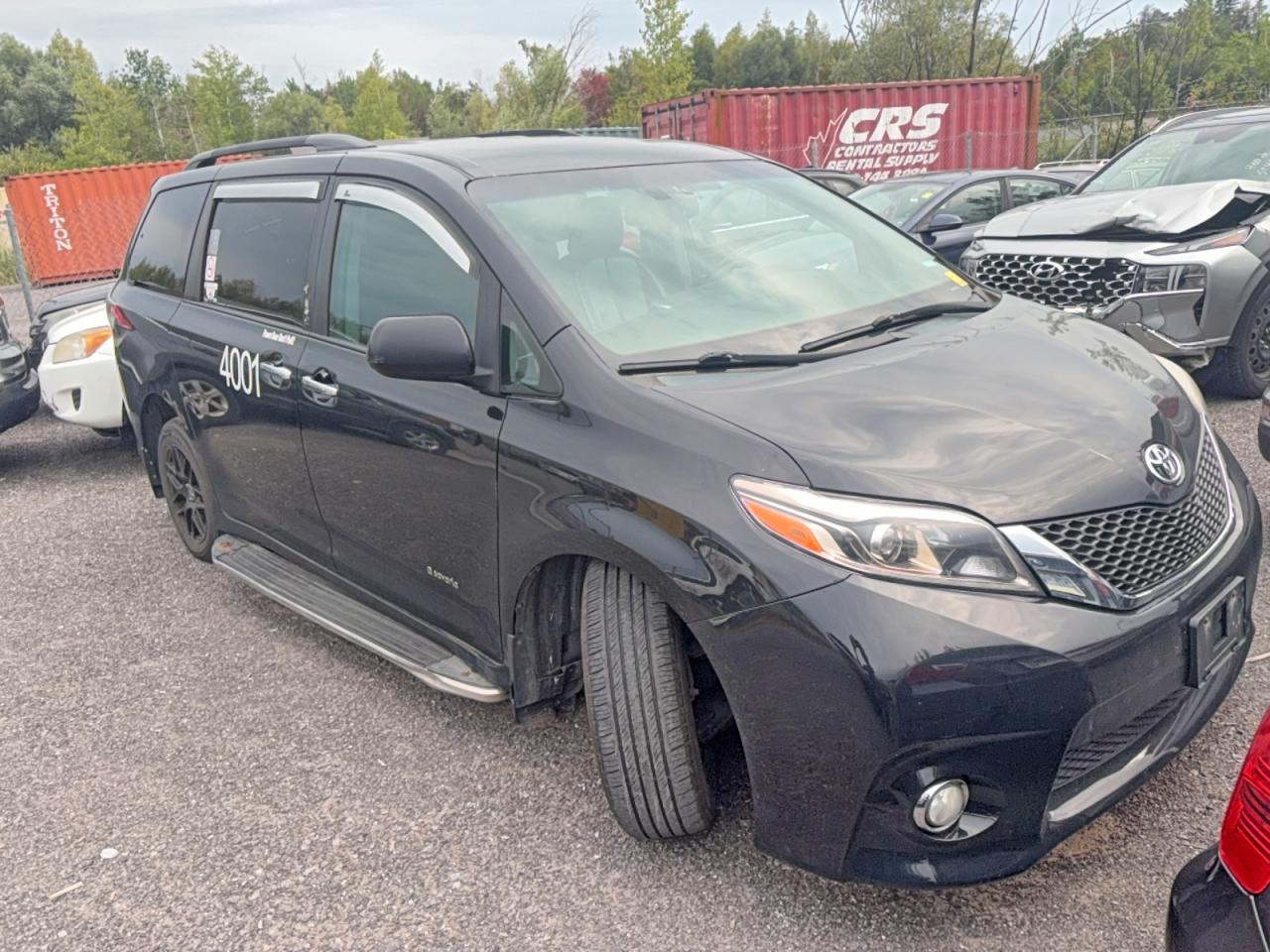 2015 TOYOTA SIENNA SPORT