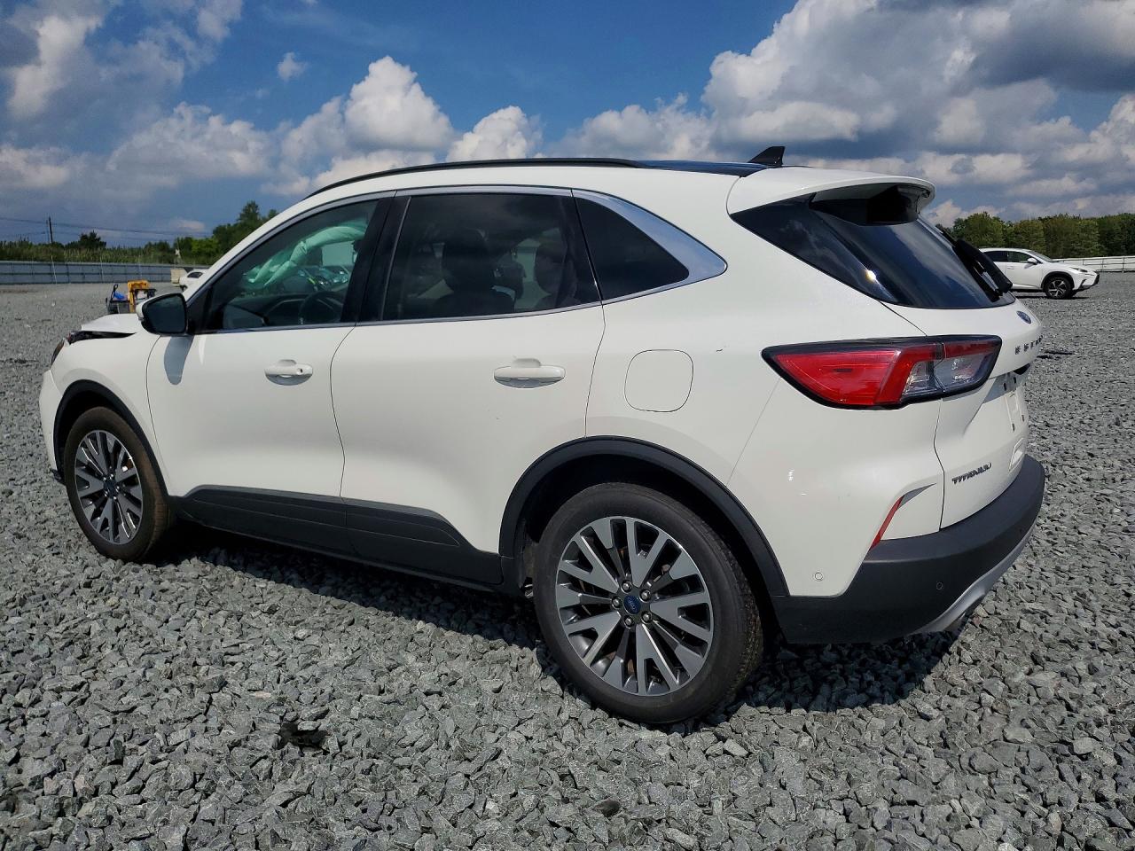 2020 FORD ESCAPE TITANIUM — снимка 2