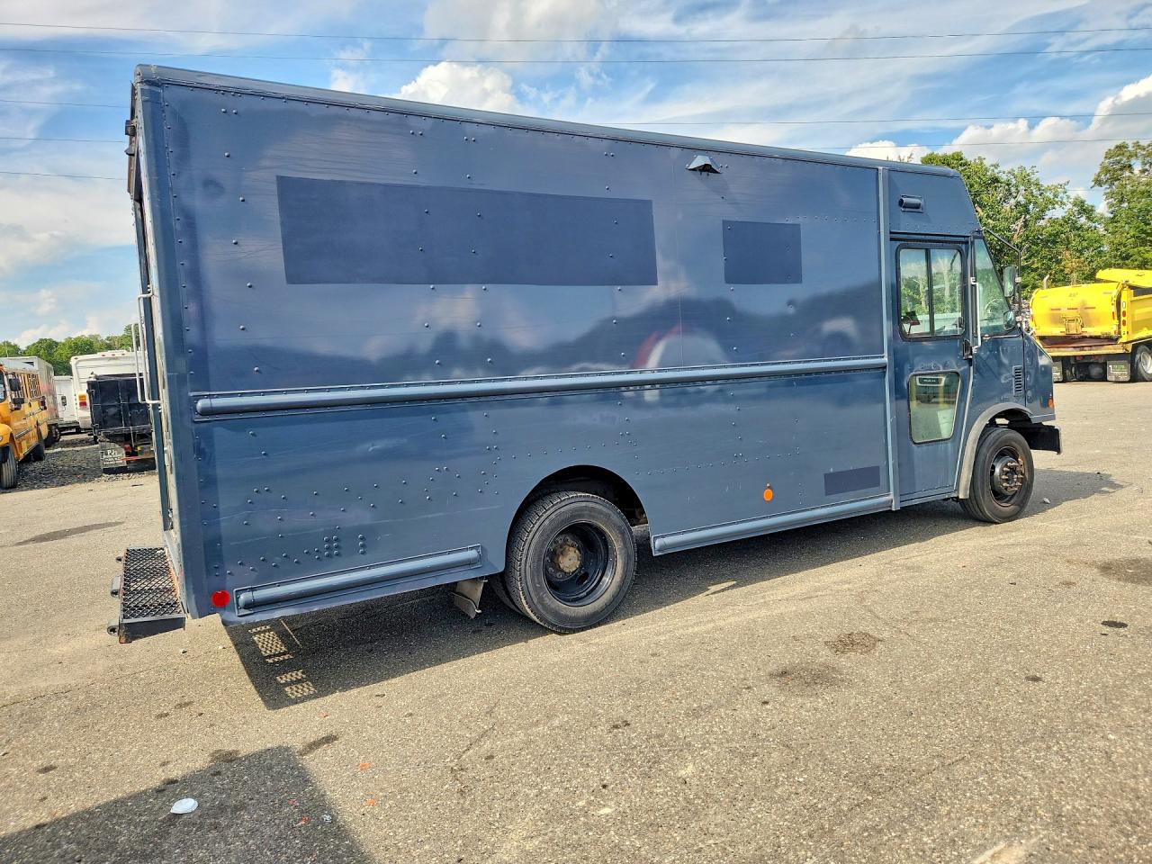 2021 FORD F59 — снимка 3
