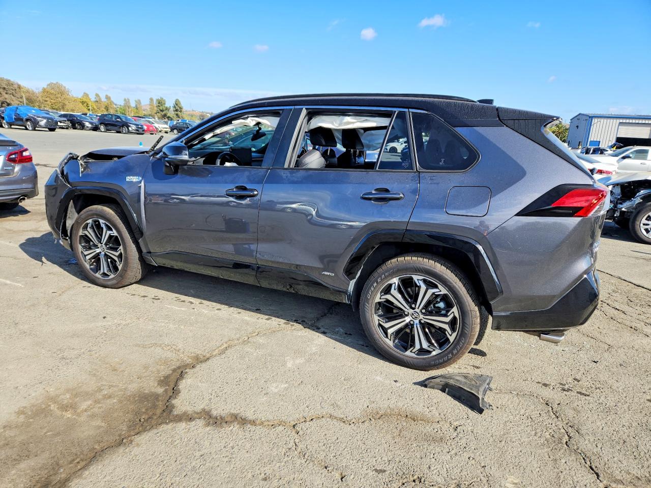 2023 TOYOTA RAV4 PRIME XSE — снимка 2