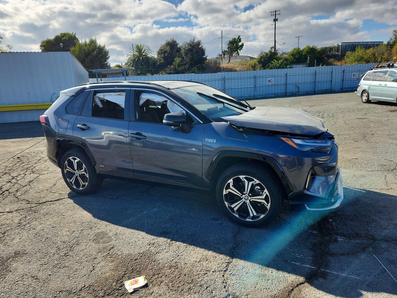 2023 TOYOTA RAV4 PRIME XSE — снимка 4