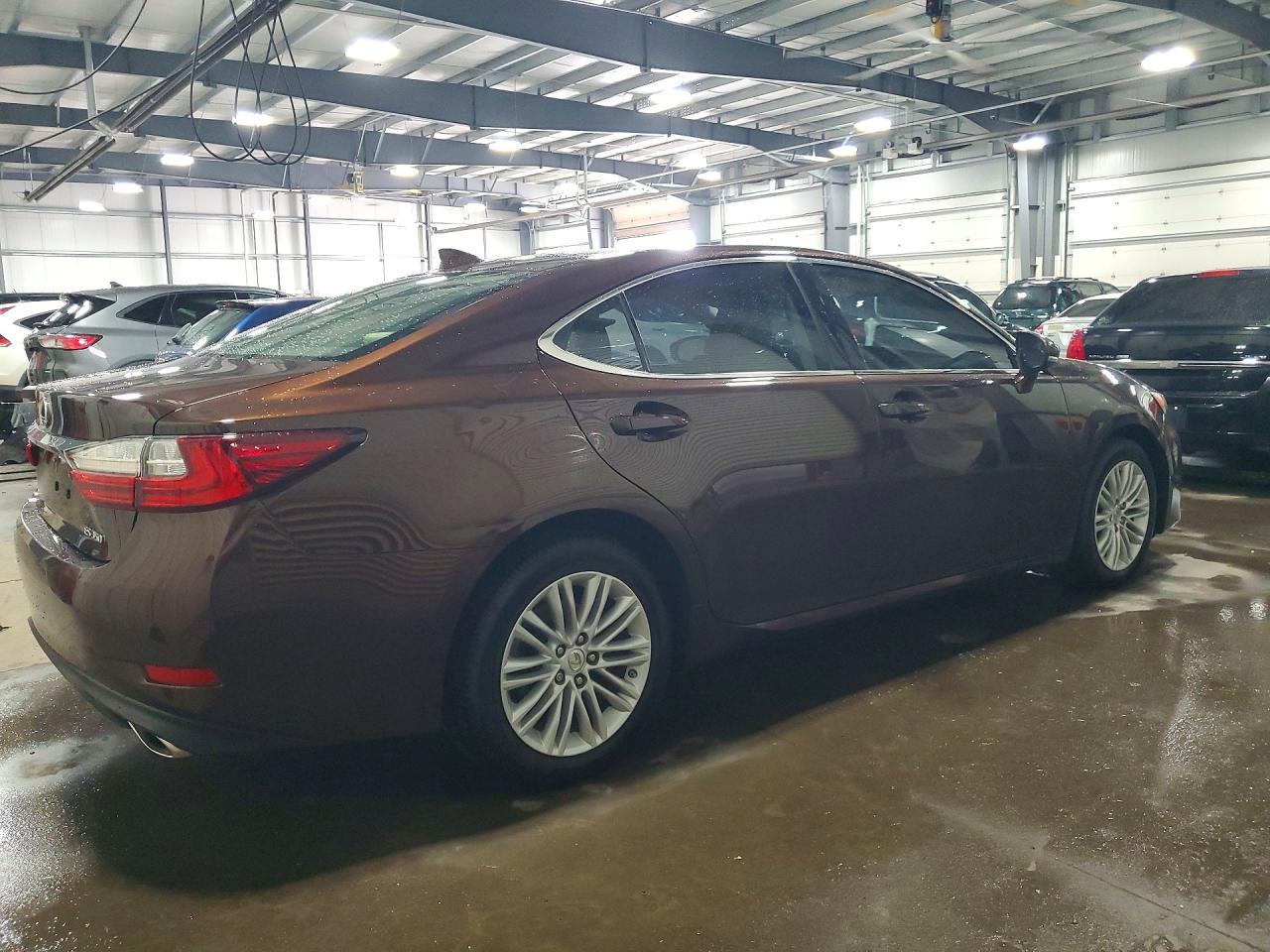 2016 LEXUS ES 350 — снимка 3