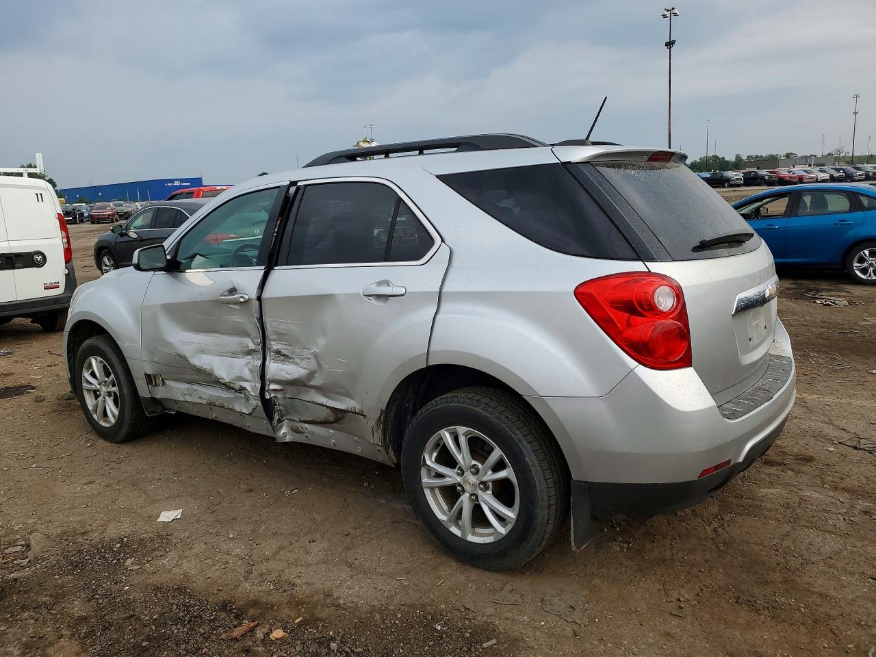 2017 CHEVROLET EQUINOX LT — снимка 2