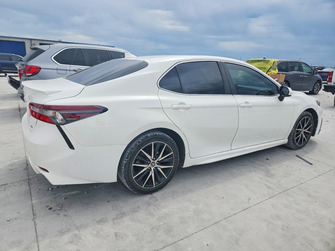 2021 TOYOTA CAMRY — снимка 3