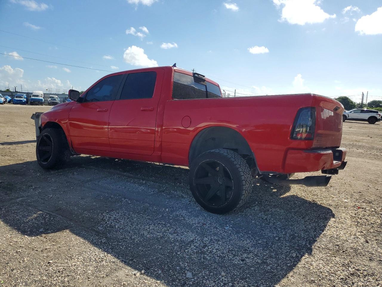 2015 RAM 1500 SPORT — снимка 2