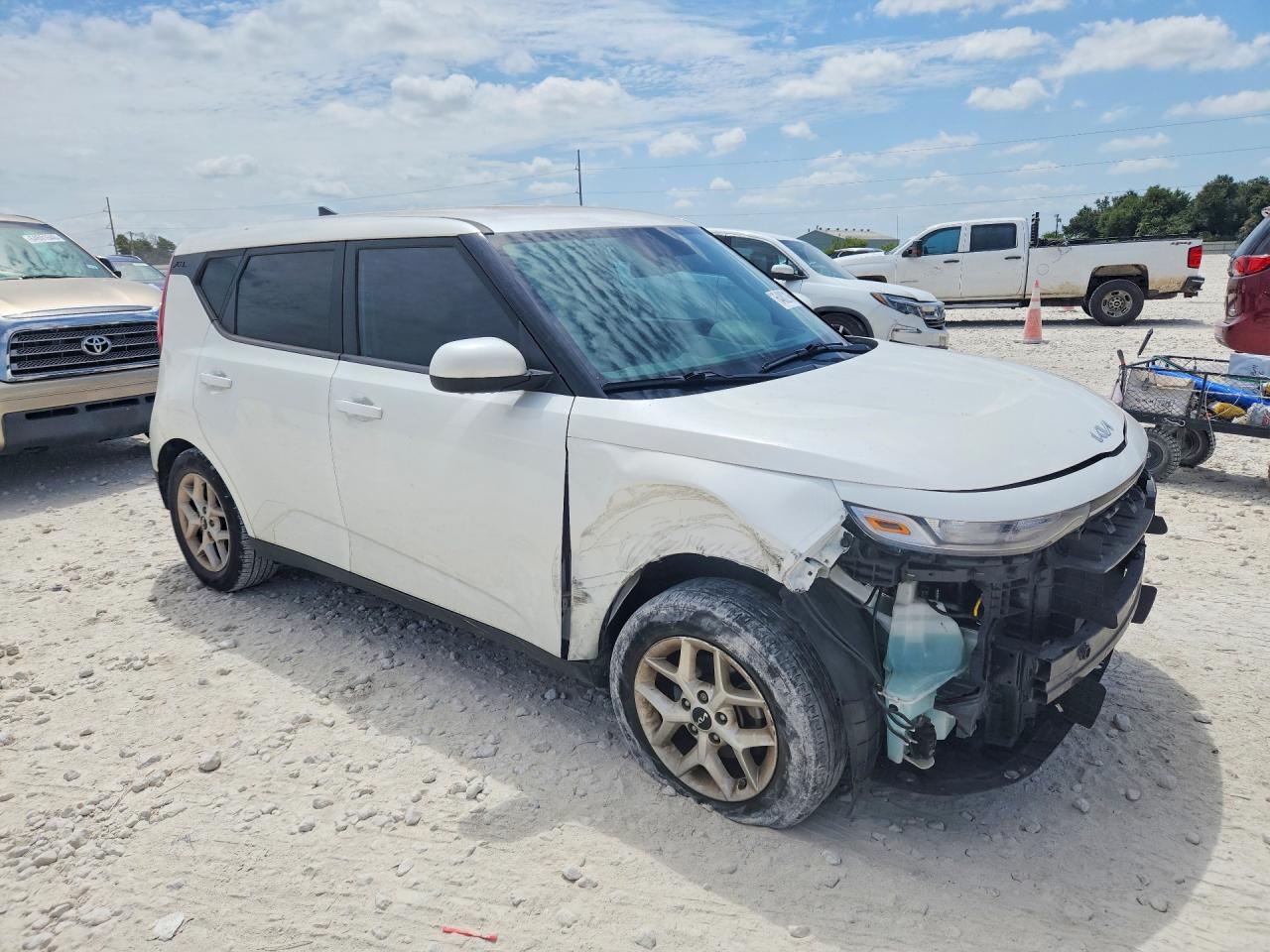 2022 KIA SOUL LX — снимка 4