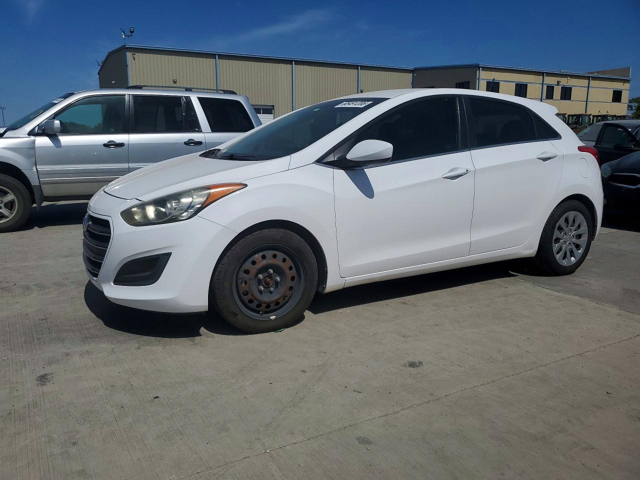 2016 HYUNDAI ELANTRA GT BASE