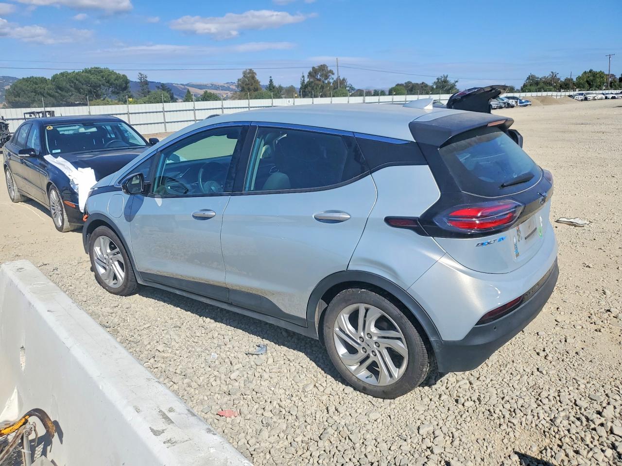 2023 CHEVROLET BOLT EV 1LT — снимка 2